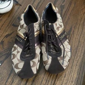 New coach sneakers never worn size 6
